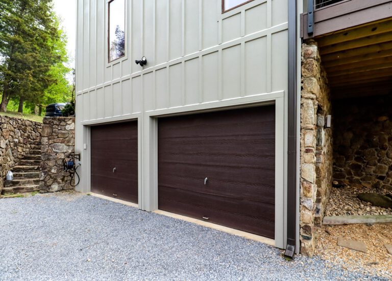 Garage doors Montvale VA Builders