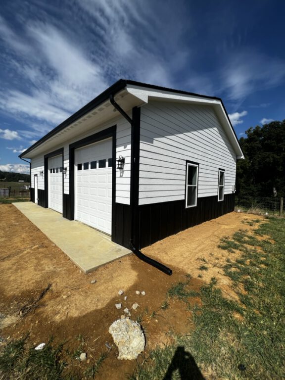 garage construction near Troutville VA Southern Trace Builders