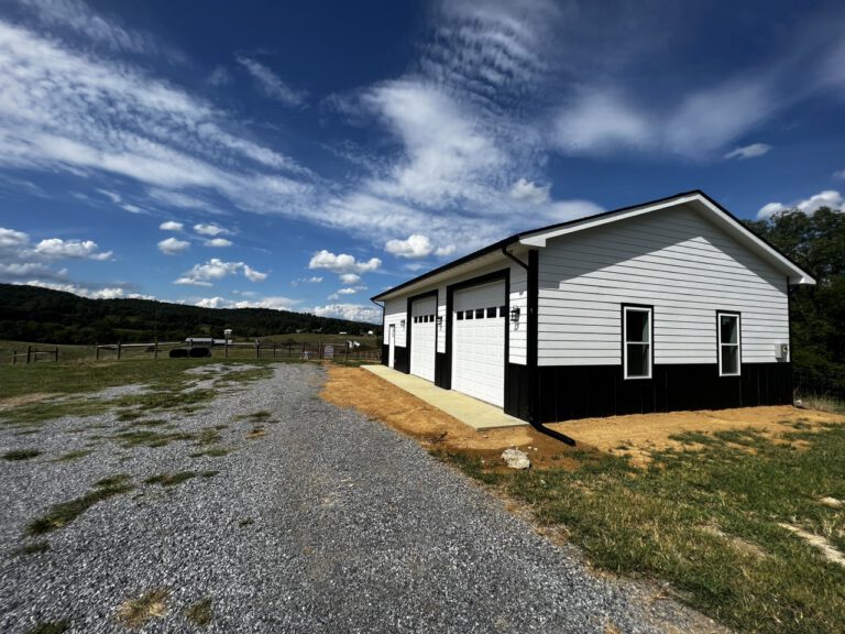 garage construction near Troutville VA Southern Trace Builders